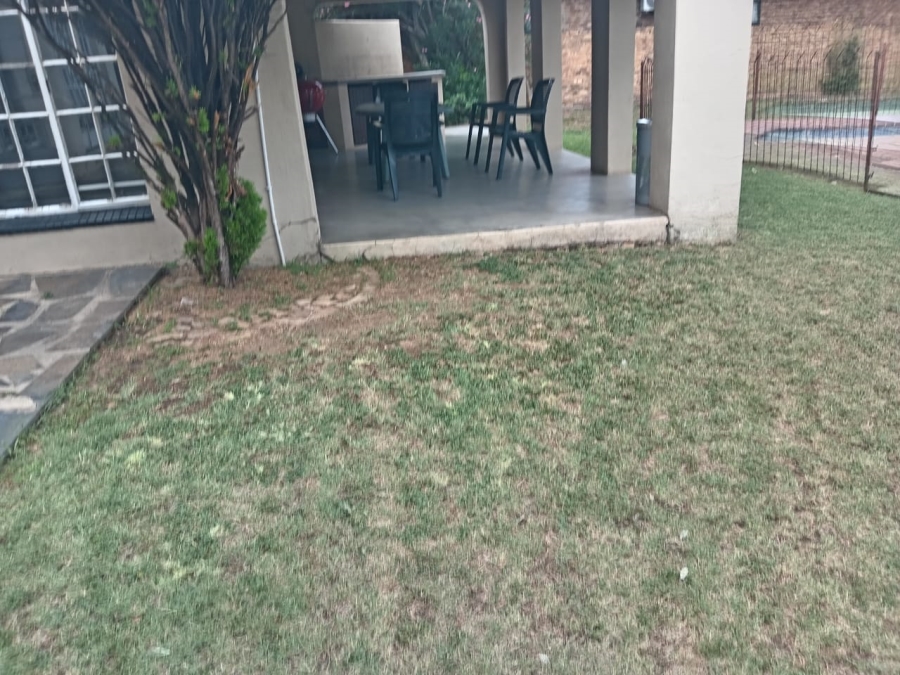 Commercial Property for Sale in Woodmead Gauteng