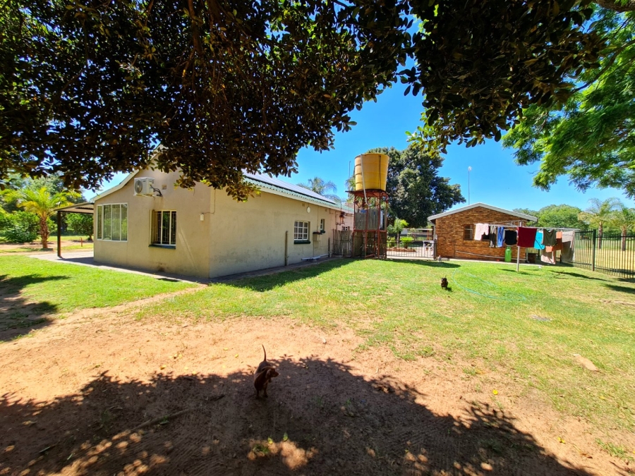Commercial Property for Sale in Grootvaly AH Gauteng