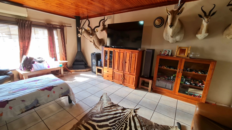 Commercial Property for Sale in Grootvaly AH Gauteng