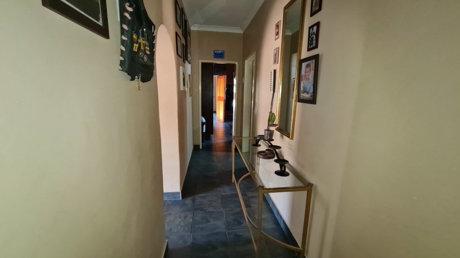 Commercial Property for Sale in Grootvaly AH Gauteng