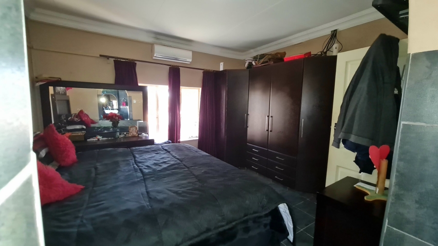 Commercial Property for Sale in Grootvaly AH Gauteng