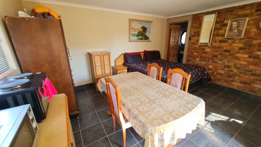 Commercial Property for Sale in Grootvaly AH Gauteng