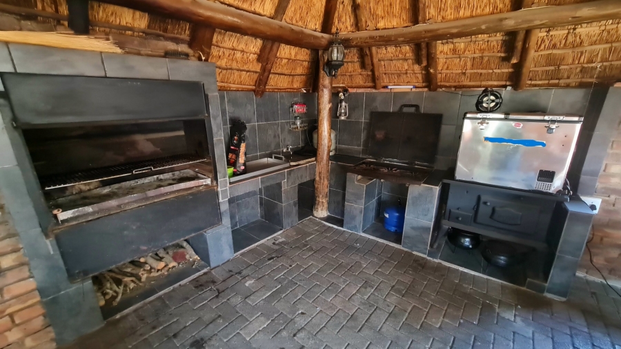 Commercial Property for Sale in Grootvaly AH Gauteng