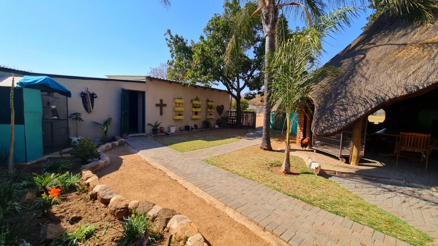 Commercial Property for Sale in Grootvaly AH Gauteng