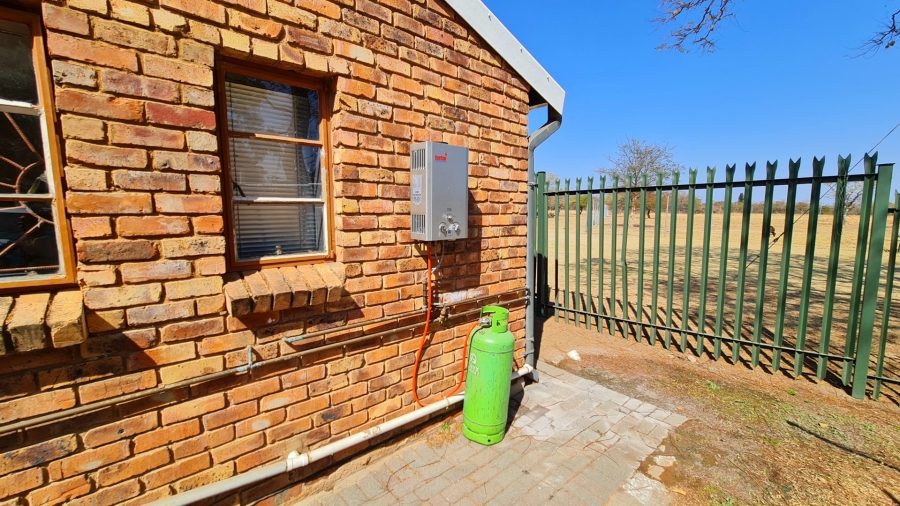 Commercial Property for Sale in Grootvaly AH Gauteng