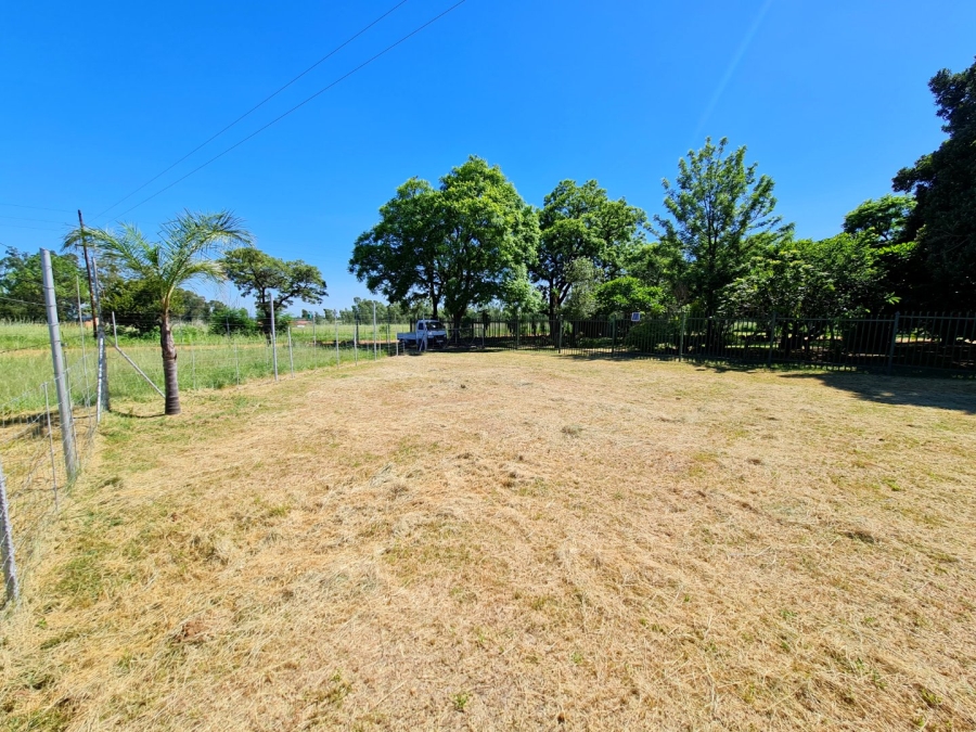 Commercial Property for Sale in Grootvaly AH Gauteng