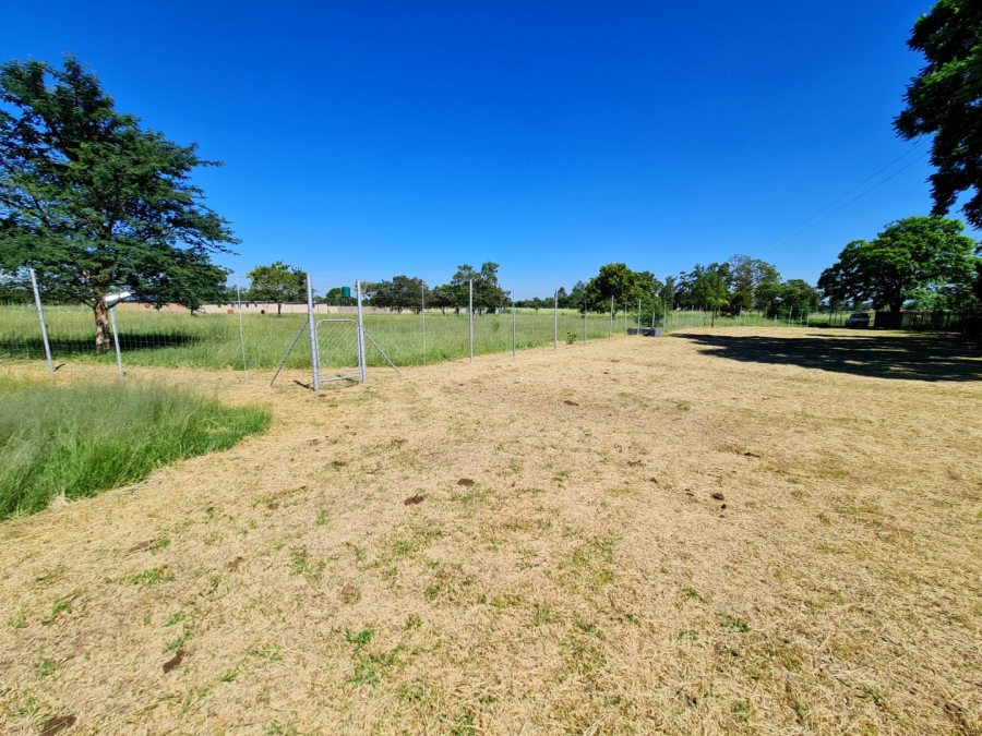 Commercial Property for Sale in Grootvaly AH Gauteng