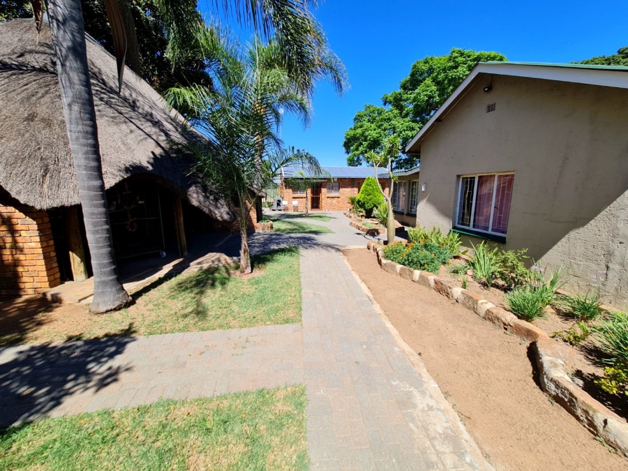 Commercial Property for Sale in Grootvaly AH Gauteng