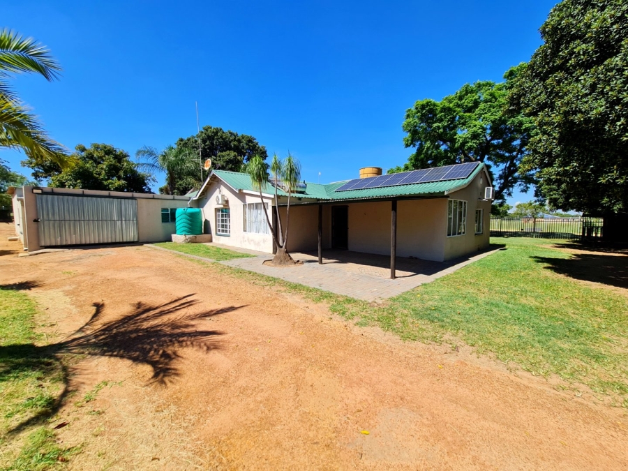 Commercial Property for Sale in Grootvaly AH Gauteng