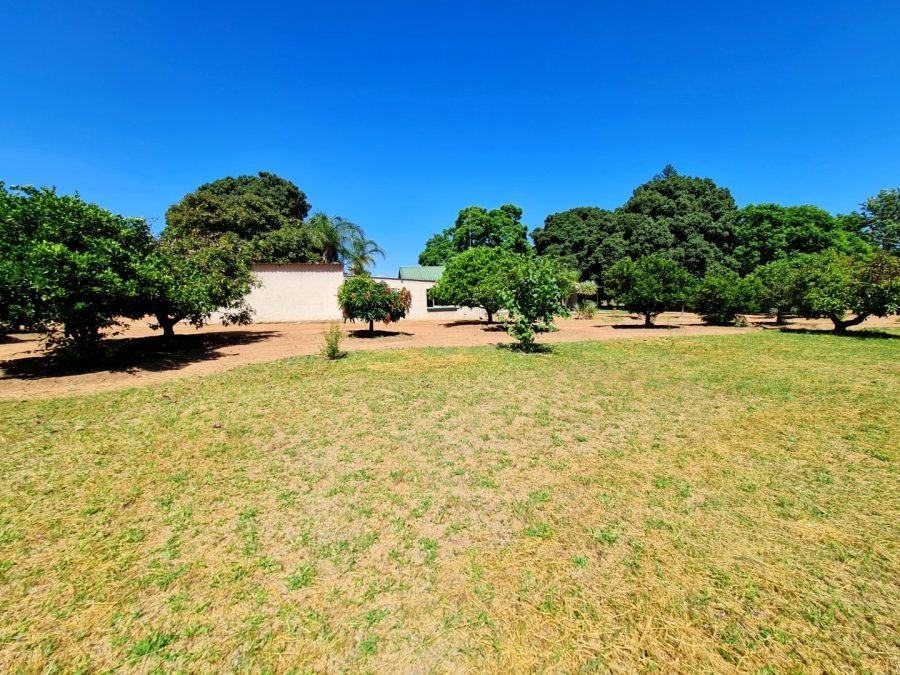 Commercial Property for Sale in Grootvaly AH Gauteng