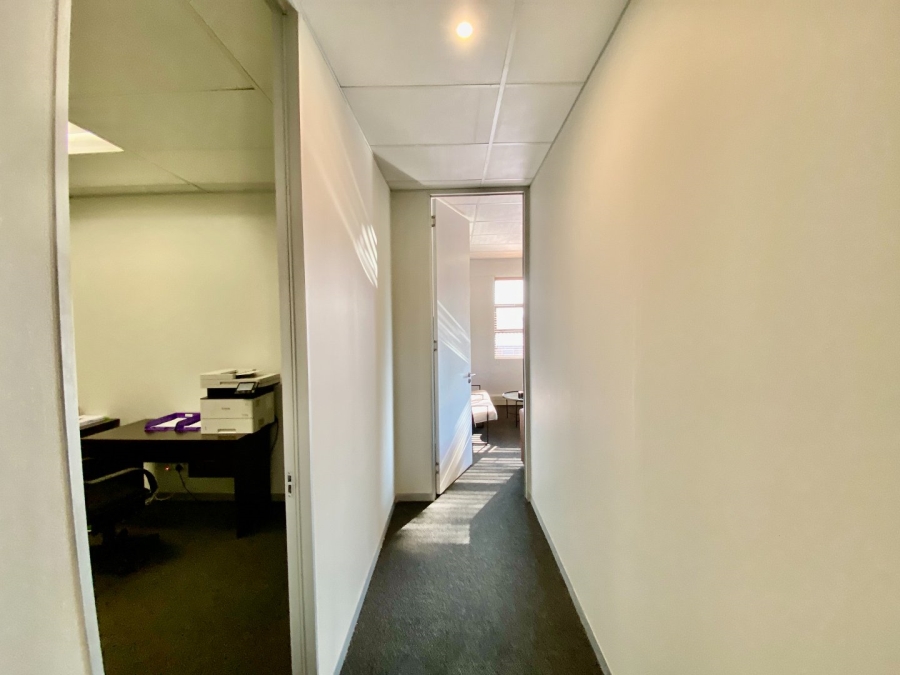 To Let Commercial Property for Rent in Menlo Park Gauteng