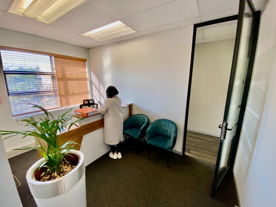 To Let Commercial Property for Rent in Menlo Park Gauteng