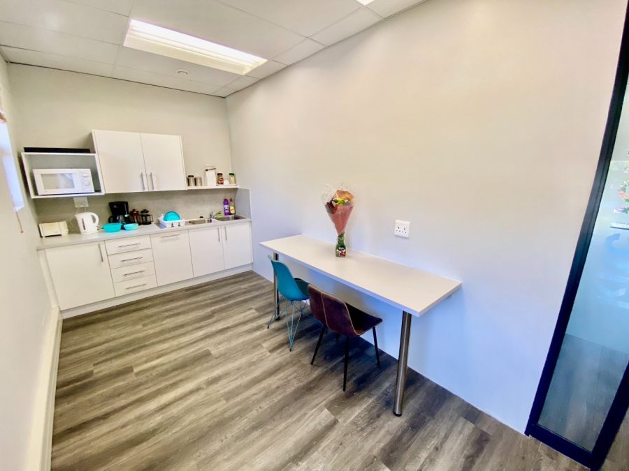 To Let Commercial Property for Rent in Menlo Park Gauteng