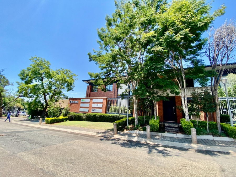 To Let Commercial Property for Rent in Menlo Park Gauteng