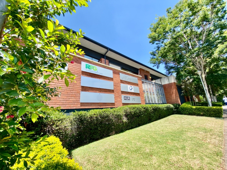 To Let Commercial Property for Rent in Menlo Park Gauteng