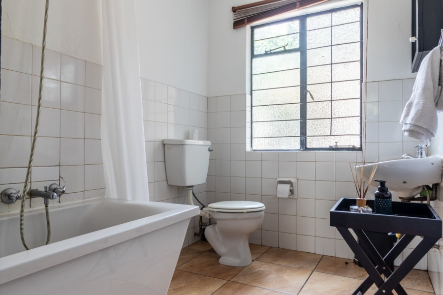 To Let 2 Bedroom Property for Rent in Melville Gauteng