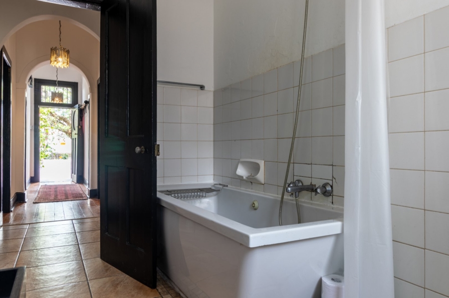 To Let 2 Bedroom Property for Rent in Melville Gauteng