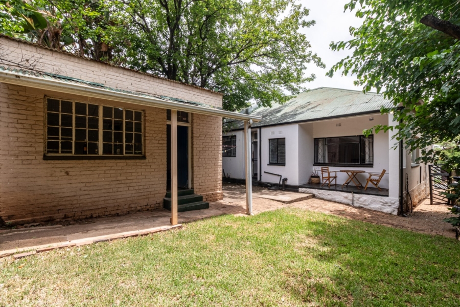 To Let 2 Bedroom Property for Rent in Melville Gauteng