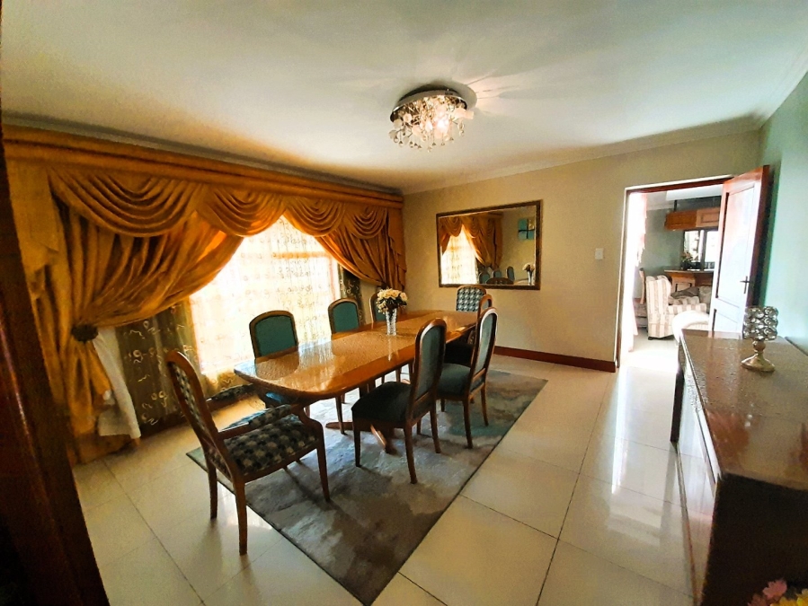 6 Bedroom Property for Sale in Blue Valley Golf Estate Gauteng