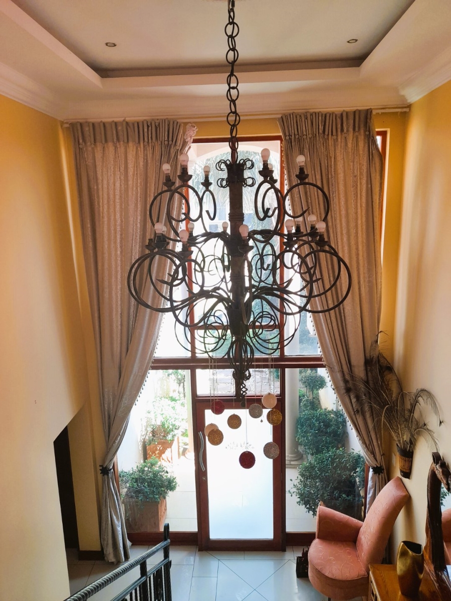 6 Bedroom Property for Sale in Blue Valley Golf Estate Gauteng