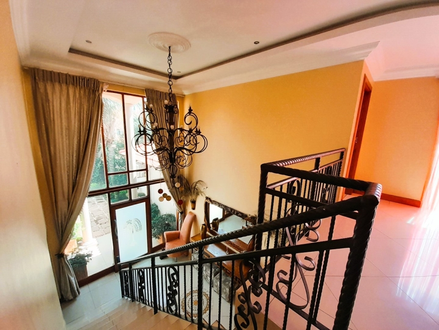 6 Bedroom Property for Sale in Blue Valley Golf Estate Gauteng