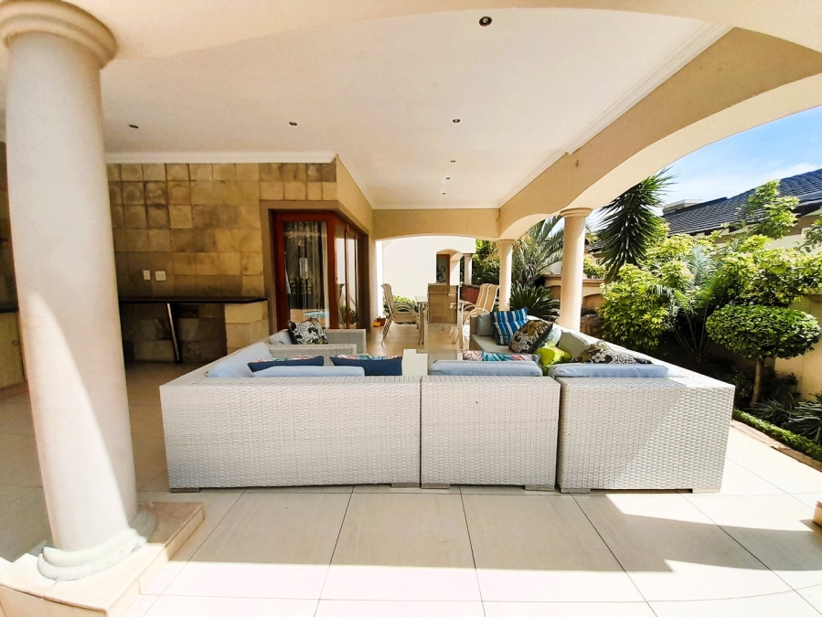 6 Bedroom Property for Sale in Blue Valley Golf Estate Gauteng