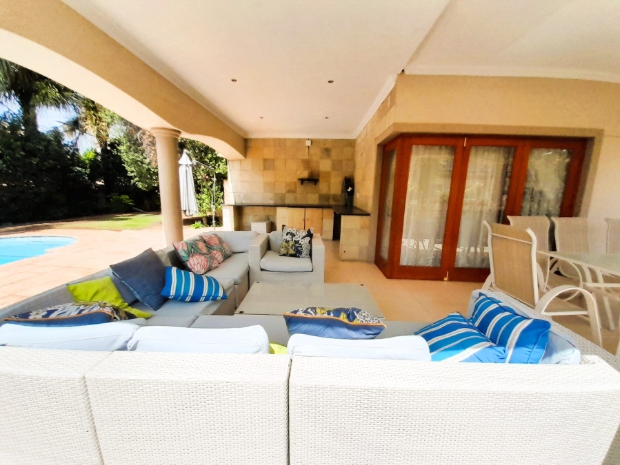 6 Bedroom Property for Sale in Blue Valley Golf Estate Gauteng