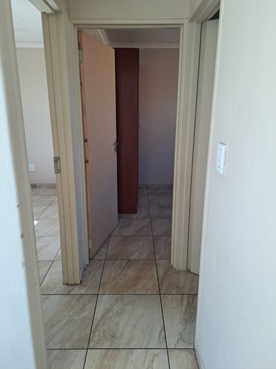 To Let  Bedroom Property for Rent in Crystal Park Gauteng