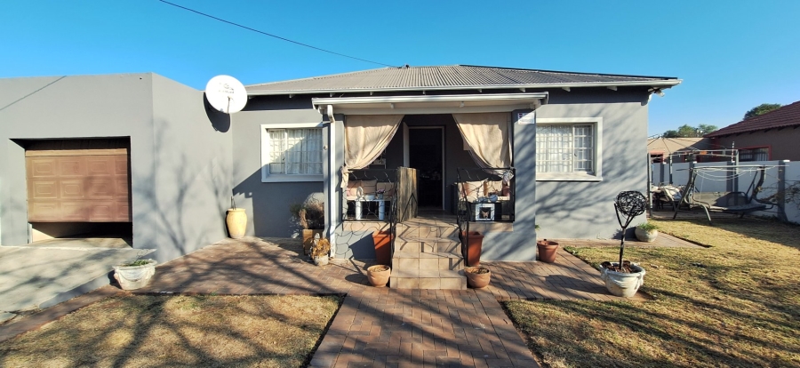 2 Bedroom Property for Sale in Noycedale Gauteng