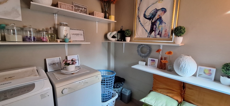 2 Bedroom Property for Sale in Noycedale Gauteng