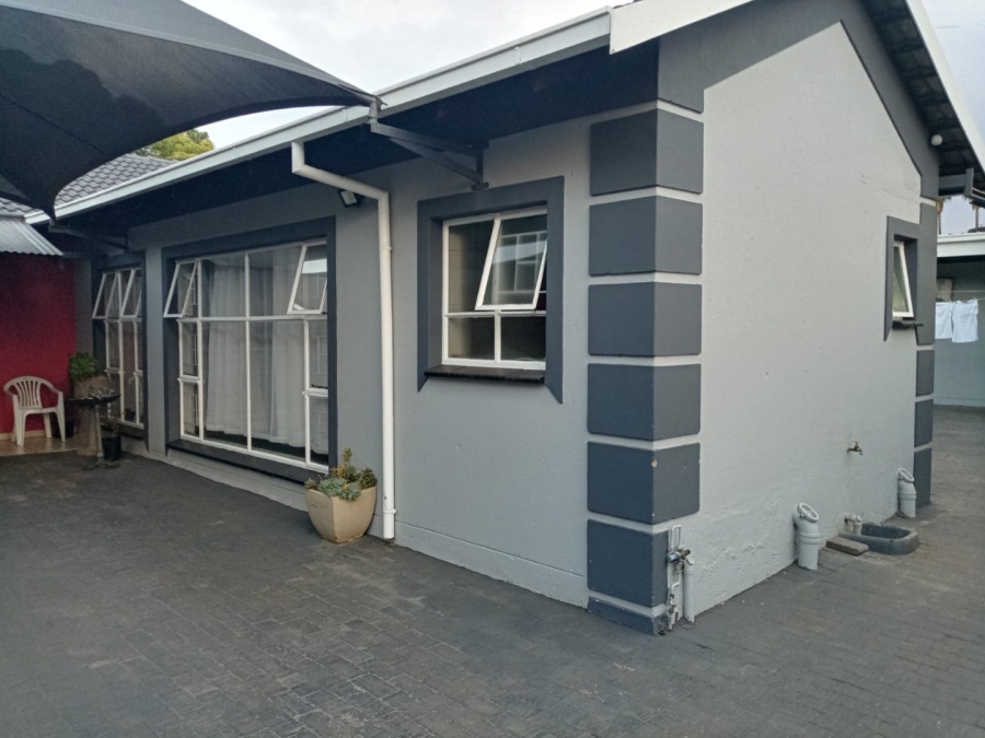 4 Bedroom Property for Sale in Silverton Gauteng
