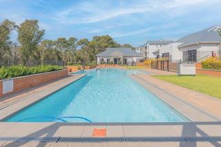 To Let 2 Bedroom Property for Rent in Modderfontein Gauteng