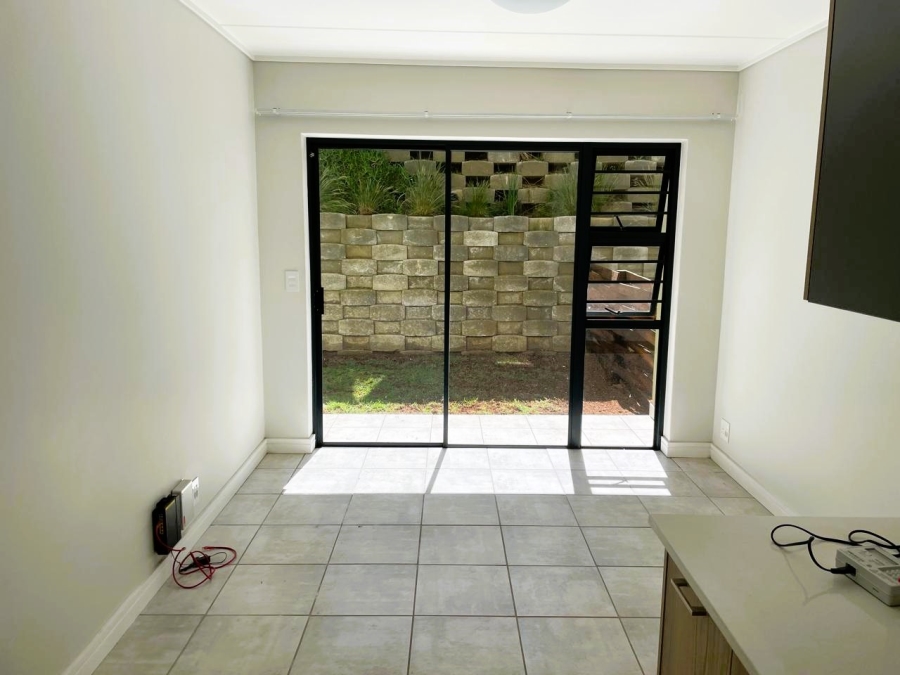 To Let 1 Bedroom Property for Rent in Witfield Gauteng