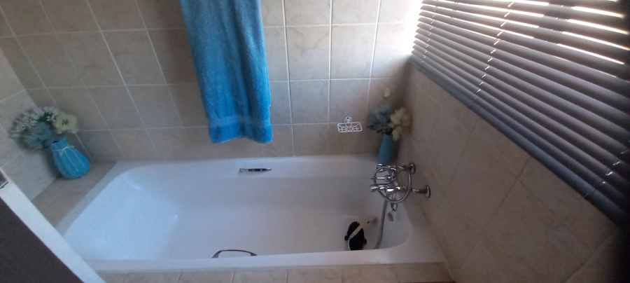 To Let 2 Bedroom Property for Rent in Annlin Gauteng