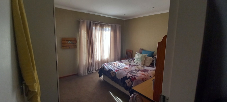 To Let 2 Bedroom Property for Rent in Annlin Gauteng