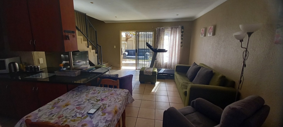 To Let 2 Bedroom Property for Rent in Annlin Gauteng
