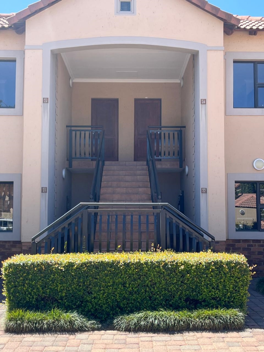To Let 2 Bedroom Property for Rent in Ravenswood Gauteng