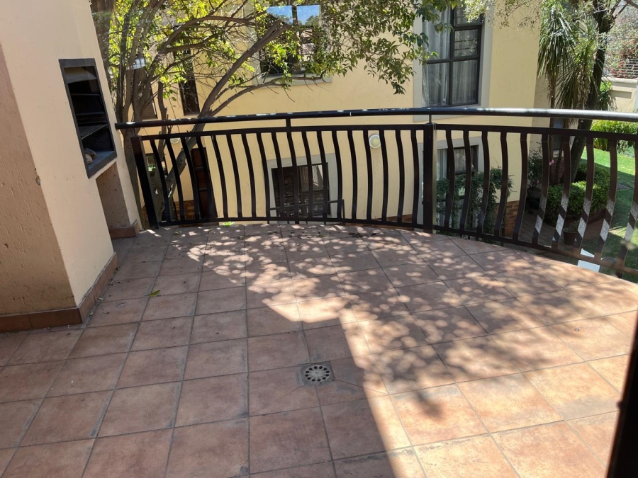 To Let 2 Bedroom Property for Rent in Ravenswood Gauteng