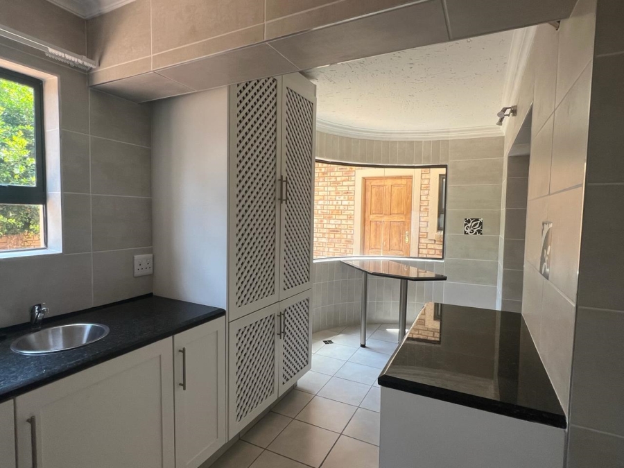 To Let 4 Bedroom Property for Rent in Meyersdal Gauteng