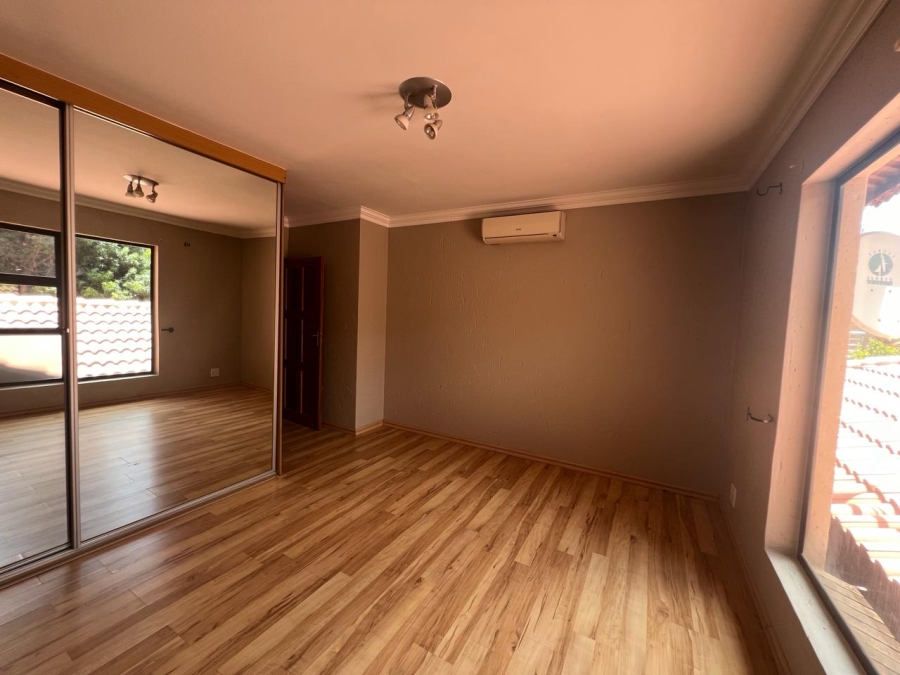 To Let 4 Bedroom Property for Rent in Meyersdal Gauteng