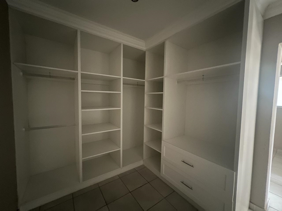 To Let 4 Bedroom Property for Rent in Meyersdal Gauteng