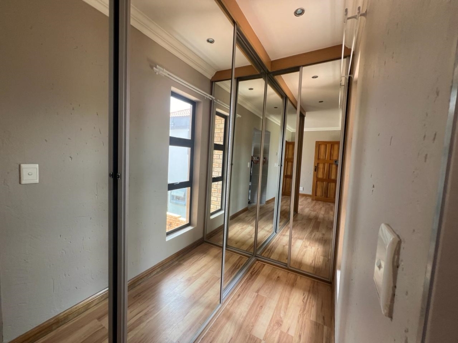 To Let 4 Bedroom Property for Rent in Meyersdal Gauteng