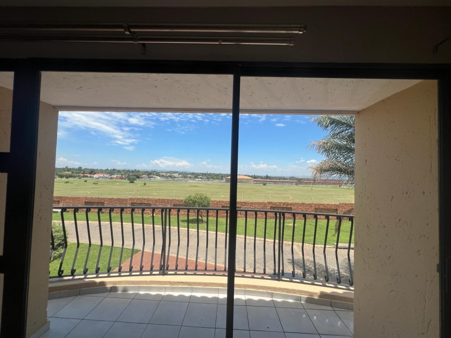 To Let 4 Bedroom Property for Rent in Meyersdal Gauteng