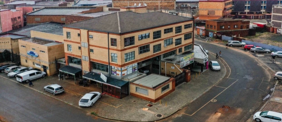 Commercial Property for Sale in Lenasia Ext 1 Gauteng
