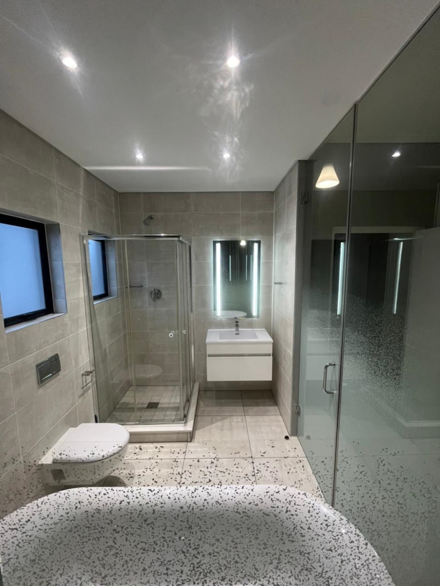 To Let 2 Bedroom Property for Rent in The Polofields Gauteng
