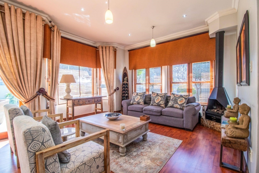 To Let 5 Bedroom Property for Rent in Kensington Gauteng