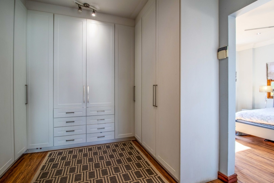 To Let 5 Bedroom Property for Rent in Kensington Gauteng
