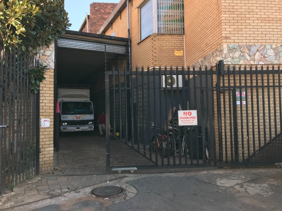 Commercial Property for Sale in Lenasia Ext 1 Gauteng