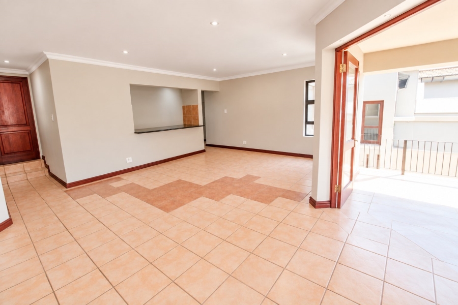 3 Bedroom Property for Sale in Lonehill Gauteng