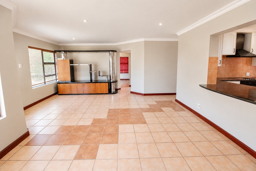 3 Bedroom Property for Sale in Lonehill Gauteng